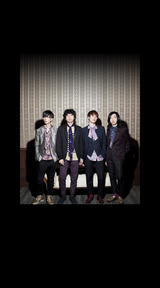 2011年2月(「LOVE YOU NEED YOU feat.AI」NEWアーティスト写真！待受)